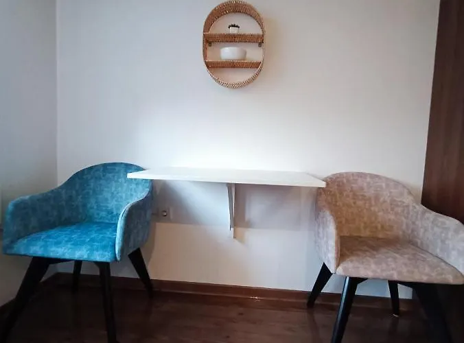 アパート Leon ゴルニ・ミラノヴァツ